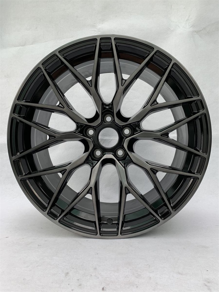 GROSSEN 10 BLACK FACE, GREY TINT 9.5x19 5/108 ET43 CB73.1