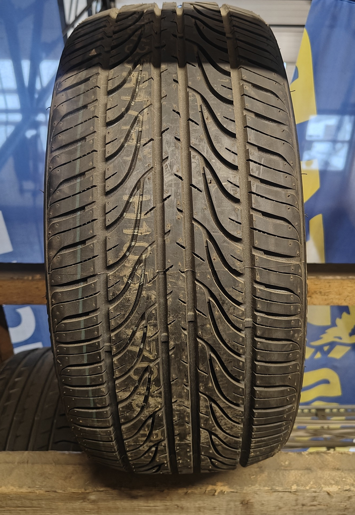 215/35R17 HANKOOK VENTUS V4 H105 DOT1909 2 KPL