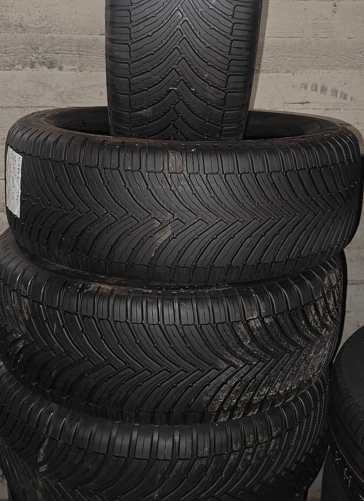 215/60R16 BRIDGESTONE TURANZA ALL-SEASON (Vähän ajetut)